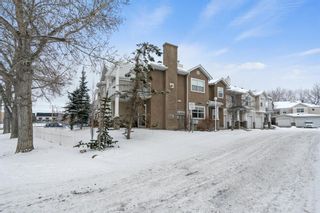Photo 1: 10 2318 17 Street SE in Calgary: Inglewood Row/Townhouse for sale : MLS®# A1190224