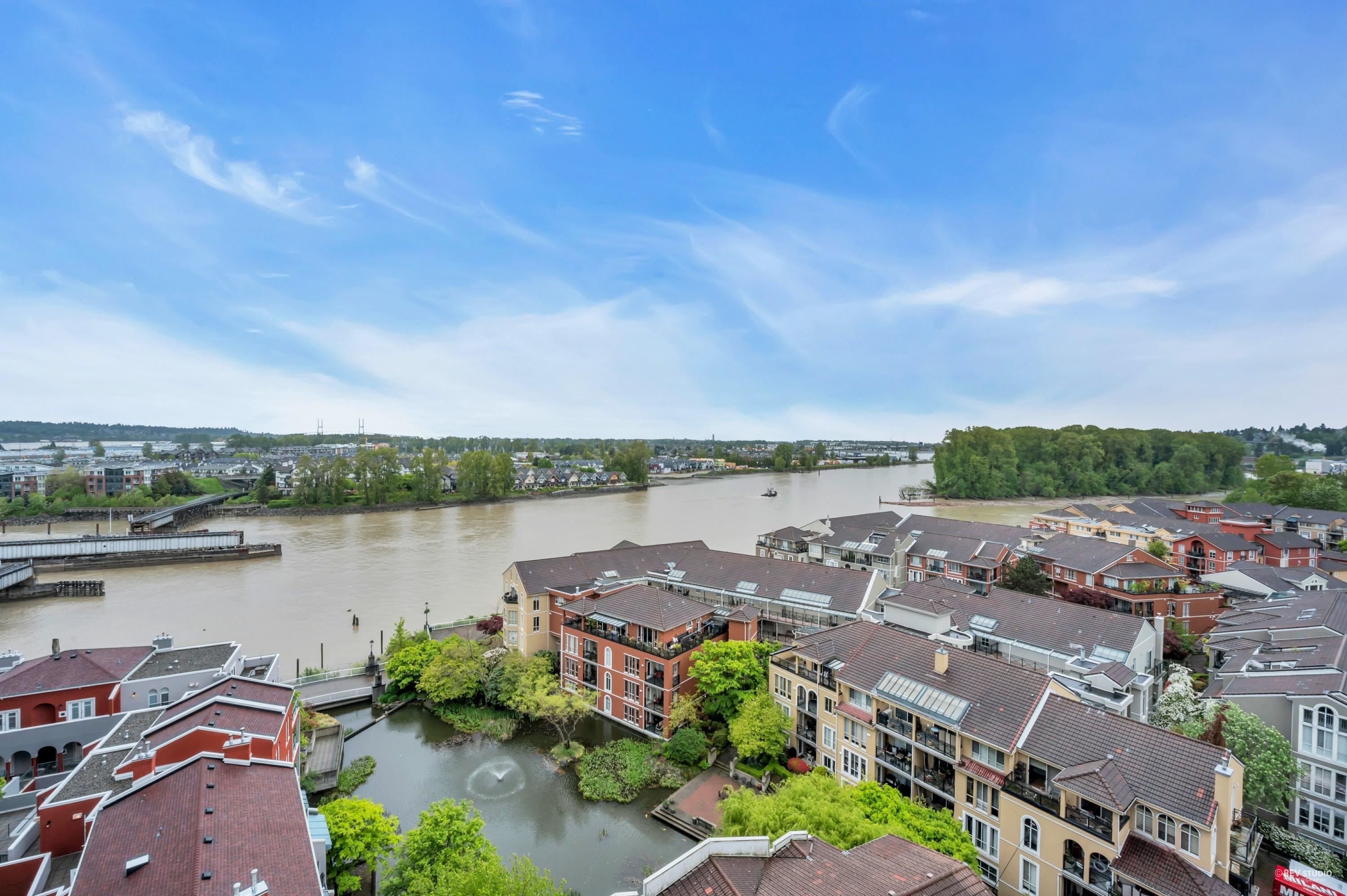 Main Photo: 1401 10 LAGUNA Court in New Westminster: Quay Condo for sale : MLS®# R2688678