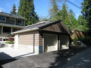 Photo 3: 309 E 26th St in North Vancouver: Upper Lonsdale House  : MLS®# V702932