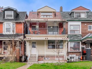 Photo 1: 654 Crawford Street in Toronto: Palmerston-Little Italy House (2 1/2 Storey) for sale (Toronto C01)  : MLS®# C8230282