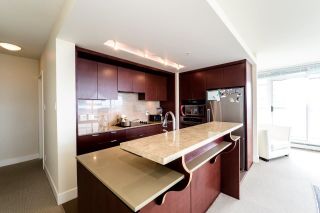 Photo 17: 403 1320 CHESTERFIELD AVENUE in North Vancouver: Central Lonsdale Condo for sale : MLS®# R2092309