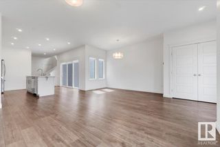 Photo 9: 2479 14 Avenue in Edmonton: Zone 30 House for sale : MLS®# E4385626