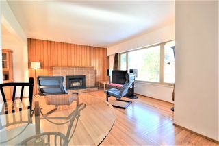 Photo 9: 724 ACCACIA Avenue in Coquitlam: Coquitlam West House for sale : MLS®# R2755183