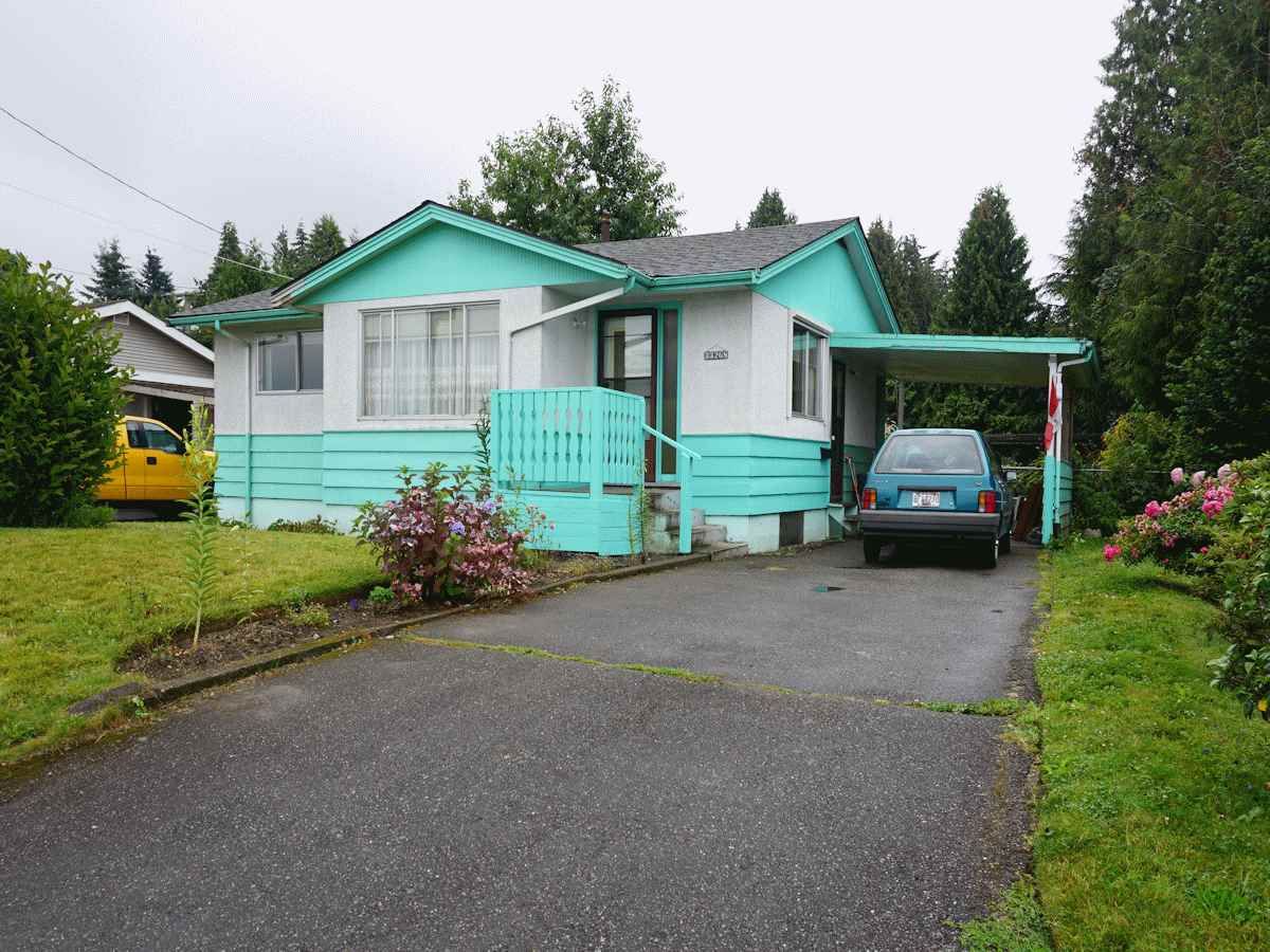 Main Photo: 33268 ROBERTSON Avenue in Abbotsford: Central Abbotsford House for sale : MLS®# R2088784