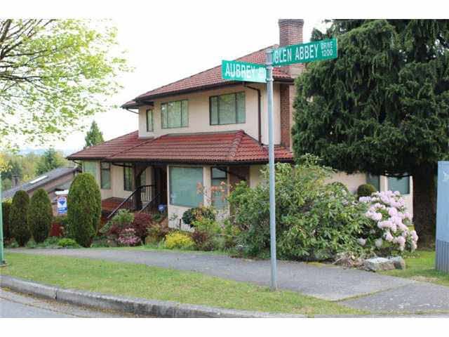 Photo 3: Photos: 1209 GLEN ABBEY Drive in Burnaby: Simon Fraser Univer. House for sale (Burnaby North)  : MLS®# V1116658