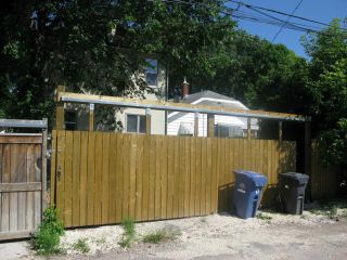 Photo 16: 886 Sherburn Street in WINNIPEG: West End / Wolseley Single Family Detached for sale (West Winnipeg)  : MLS®# 1315241