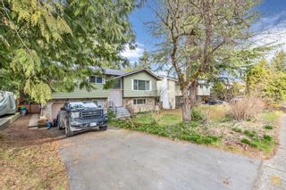 Photo 2: 20233 44A Avenue in Langley: Langley City House for sale : MLS®# R2882487
