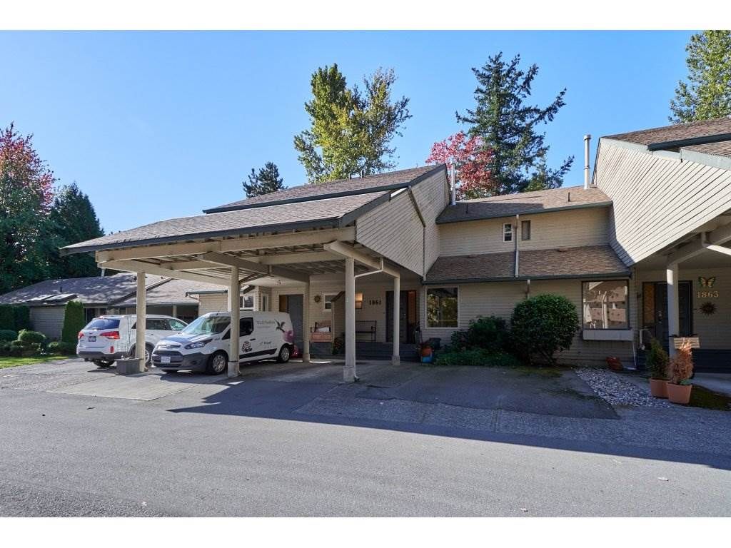 Main Photo: 1861 LILAC Drive in Surrey: King George Corridor Townhouse for sale in "Alderwood" (South Surrey White Rock)  : MLS®# R2313283