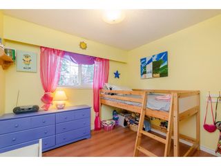 Photo 13: 20940 45A Avenue in Langley: Langley City House for sale in "uplands" : MLS®# R2361549