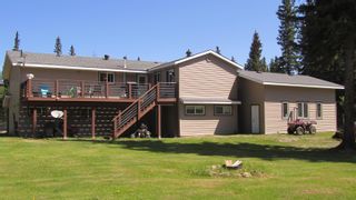 Photo 2: 6504 WEST FAWN Road in Horse Lake: Lone Butte House for sale (100 Mile House)  : MLS®# R2784555