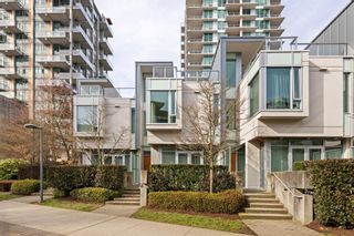 Photo 2: TH7 5728 BERTON Avenue in Vancouver: University VW Townhouse for sale in "Acedemy" (Vancouver West)  : MLS®# R2861660