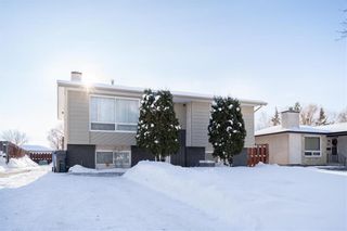 Photo 2: 34 Citadel Crescent in Winnipeg: Maples Residential for sale (4H)  : MLS®# 202300336