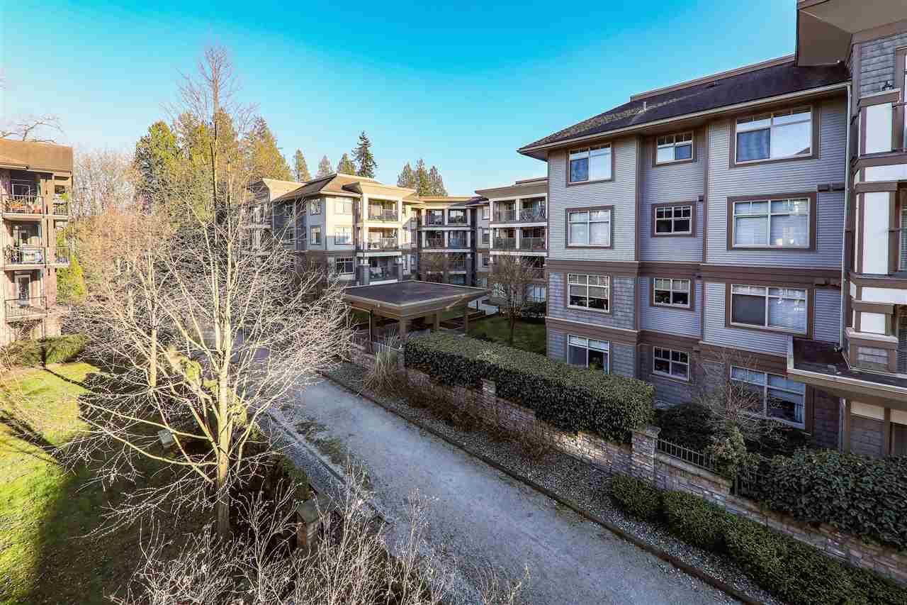 Photo 24: Photos: 304 12268 224 Street in Maple Ridge: East Central Condo for sale : MLS®# R2456870