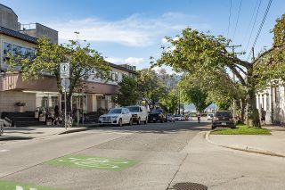 Photo 28: 301 2255 YORK Avenue in Vancouver: Kitsilano Condo for sale in "BEACH HOUSE" (Vancouver West)  : MLS®# R2458588
