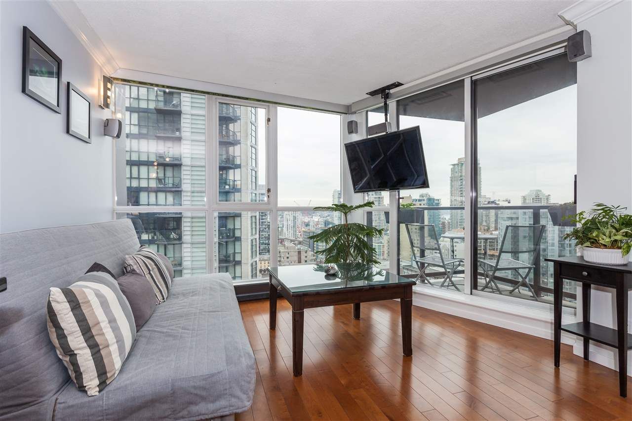 Photo 1: Photos: 2008 1155 SEYMOUR Street in Vancouver: Downtown VW Condo for sale in "BRAVA" (Vancouver West)  : MLS®# R2138571