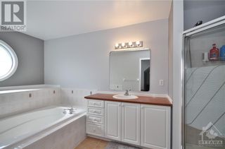 Photo 14: 212 ANNAPOLIS CIRCLE in Ottawa: House for sale : MLS®# 1373749
