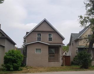 Photo 1: 439 Nairn Avenue in Winnipeg: Elmwood Residential for sale (3A)  : MLS®# 1918463