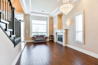 Photo 5: 3762 JAMBOR Court in Burnaby: Central BN House for sale (Burnaby North)  : MLS®# R2248697