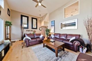 Photo 4: 310 Inglewood Grove SE in Calgary: Inglewood Row/Townhouse for sale : MLS®# A1100172