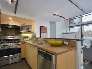 Photo 2: 517 428 W 8TH Avenue in Vancouver: Mount Pleasant VW Condo for sale (Vancouver West)  : MLS®# V990915