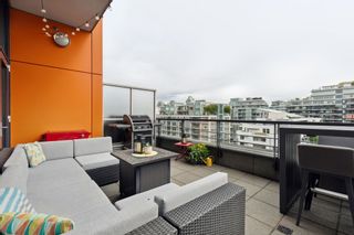 Photo 2: 804 123 W 1ST Avenue in Vancouver: False Creek Condo for sale in "Compass" (Vancouver West)  : MLS®# R2880541