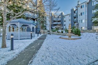 Photo 1: 401 30 Sierra Morena Mews SW in Calgary: Signal Hill Apartment for sale : MLS®# A2018012