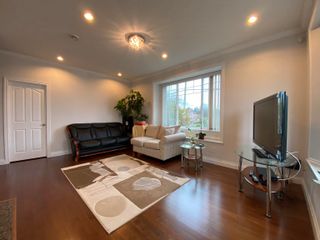 Photo 2: 3195 VENABLES Street in Vancouver: Renfrew VE House for sale (Vancouver East)  : MLS®# R2749201