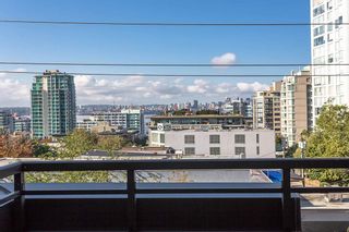 Photo 16: 404 305 LONSDALE Avenue in North Vancouver: Lower Lonsdale Condo for sale in "The Met" : MLS®# R2491734