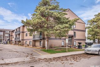 Photo 1: 204 250 Pinehouse Place in Saskatoon: Lawson Heights Residential for sale : MLS®# SK967651