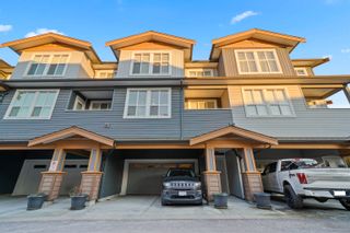 Photo 1: 13 24086 104 Avenue in Maple Ridge: Albion Townhouse for sale in "Willow" : MLS®# R2738539