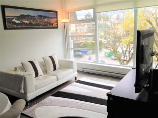 Photo 3: 303 2550 SPRUCE Street in Vancouver: Fairview VW Condo for sale (Vancouver West)  : MLS®# R2198621