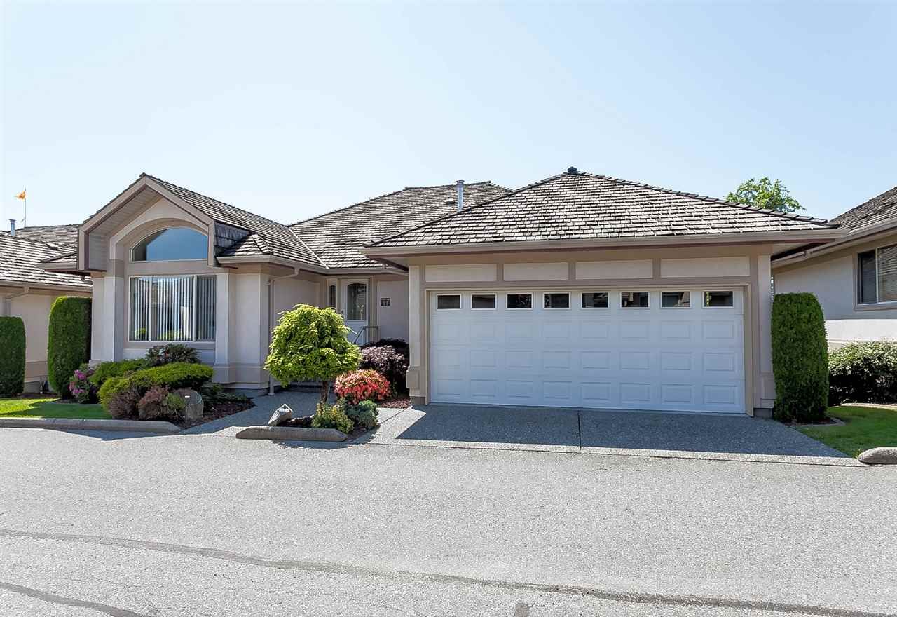 Main Photo: 11 30703 BLUERIDGE Drive in Abbotsford: Abbotsford West Townhouse for sale in "Westsyde Park Estates" : MLS®# R2418134