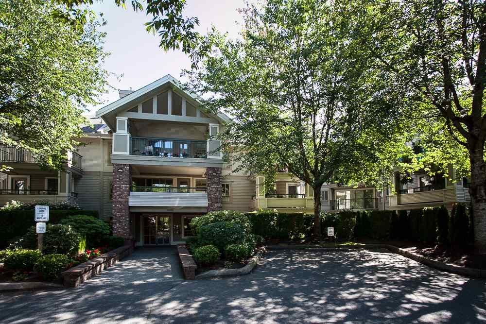 Main Photo: 320 22025 48 Avenue in Langley: Murrayville Condo for sale in "Autumn Ridge" : MLS®# R2192847