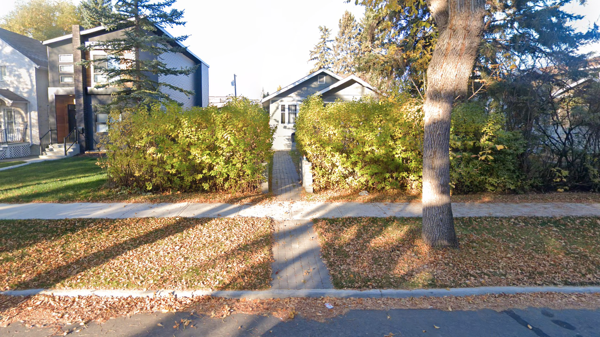 Main Photo: 11238 123 Street NW in Edmonton: Inglewood House for sale