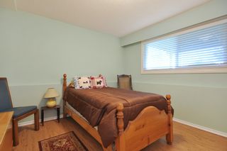 Photo 15: 3818 CHADSEY Crescent in Abbotsford: Central Abbotsford House for sale : MLS®# R2009421