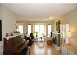 Photo 3: 27 7370 STRIDE Avenue in Burnaby: Edmonds BE Townhouse for sale in "MAPLEWOOD TERRACE" (Burnaby East)  : MLS®# V938567