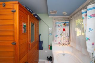 Photo 17: 2094 INGLEWOOD Avenue in West Vancouver: Ambleside House for sale : MLS®# R2875156