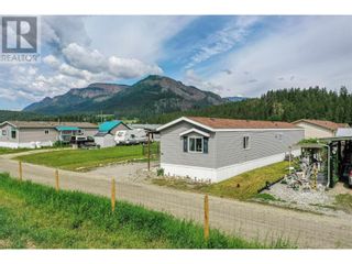 Photo 4: 67 Mabel Lake Road Unit# 21 in Enderby: House for sale : MLS®# 10302306