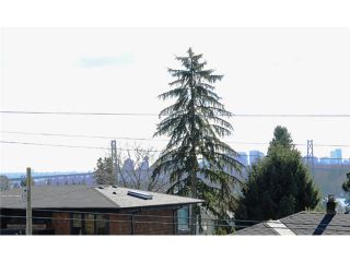 Photo 3: 1259 GORDON AV in West Vancouver: Ambleside House for sale : MLS®# V993487
