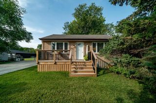 Photo 1: 551 MAIN Street in Ile Des Chenes: R07 House for sale : MLS®# 202222326