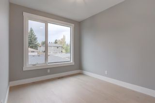 Photo 19: 3337 42 Street SW in Calgary: Glenbrook Semi Detached for sale : MLS®# A1028151