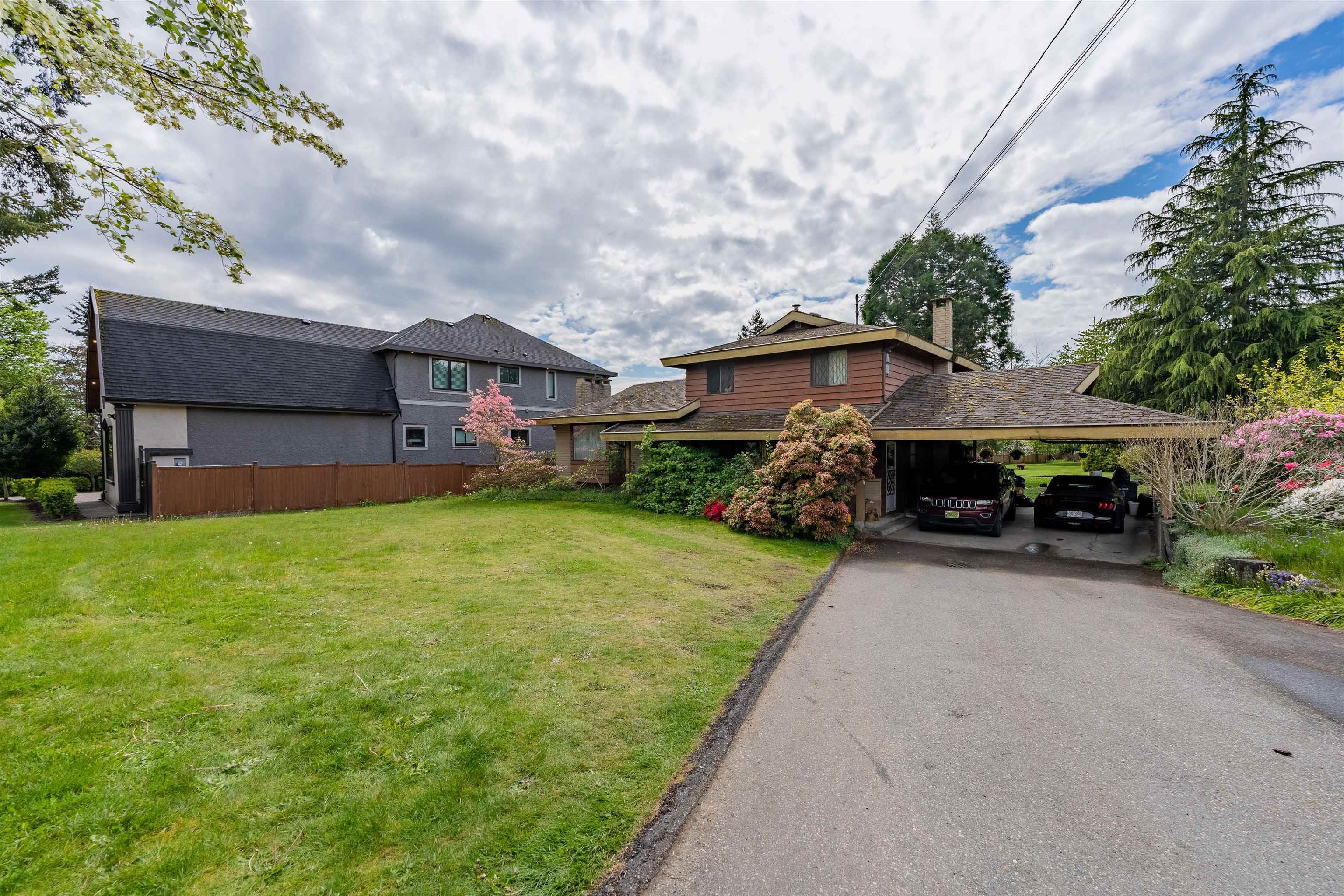 Main Photo: 5661 146 Street in Surrey: Panorama Ridge House for sale : MLS®# R2725966