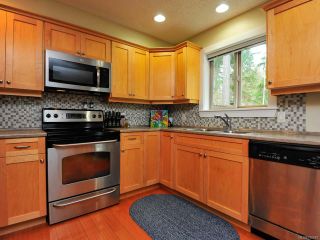 Photo 3: B 2691 Tater Pl in COURTENAY: CV Courtenay City Half Duplex for sale (Comox Valley)  : MLS®# 788087