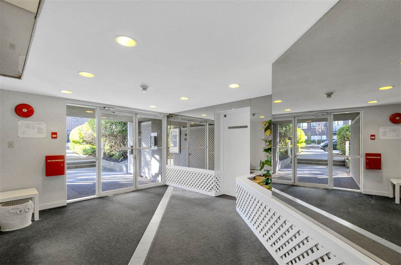 Photo 18: Photos: 208 1550 CHESTERFIELD AVENUE in North Vancouver: Central Lonsdale Condo for sale : MLS®# R2543393