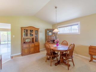 Photo 3: 435 Day Pl in PARKSVILLE: PQ Parksville House for sale (Parksville/Qualicum)  : MLS®# 839857