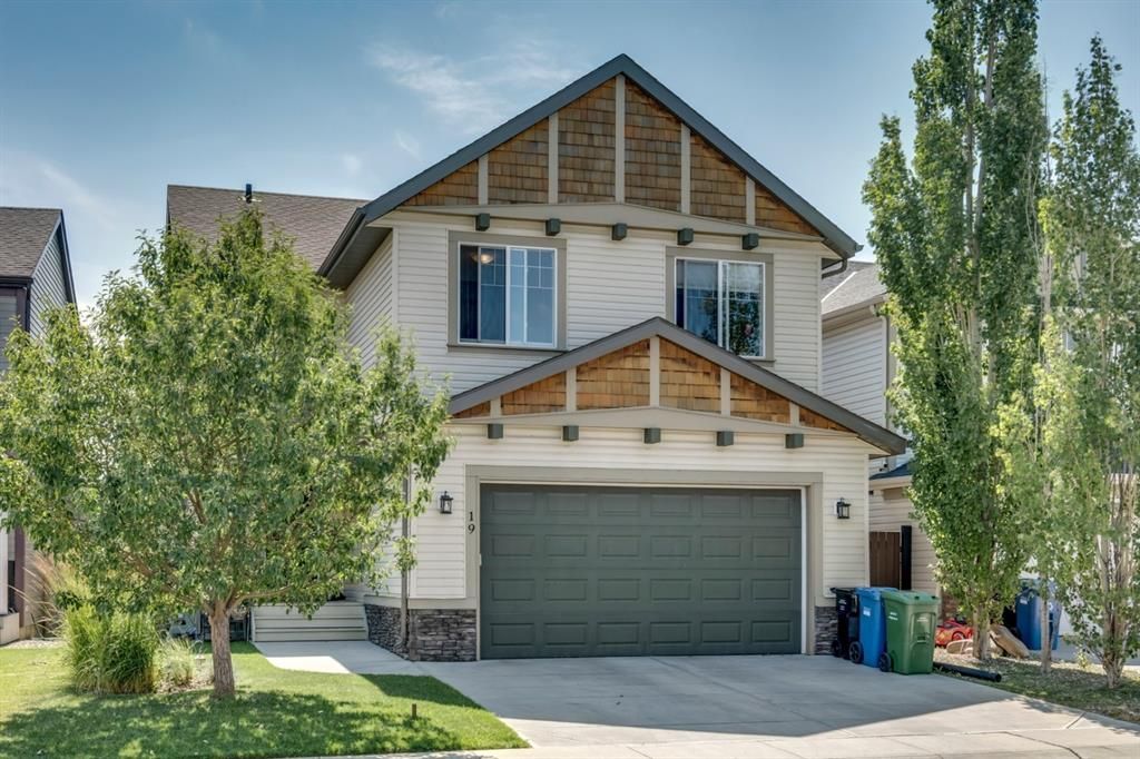 Main Photo: 19 COPPERLEAF Crescent SE in Calgary: Copperfield Detached for sale : MLS®# A1022410