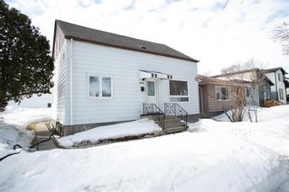 Photo 1: 484 Marjorie Street in Winnipeg: St James Residential for sale (5E)  : MLS®# 202205589
