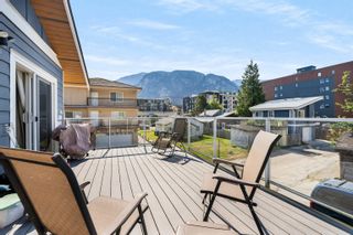 Photo 1: 38054 FOURTH Avenue in Squamish: Downtown SQ House for sale : MLS®# R2742437