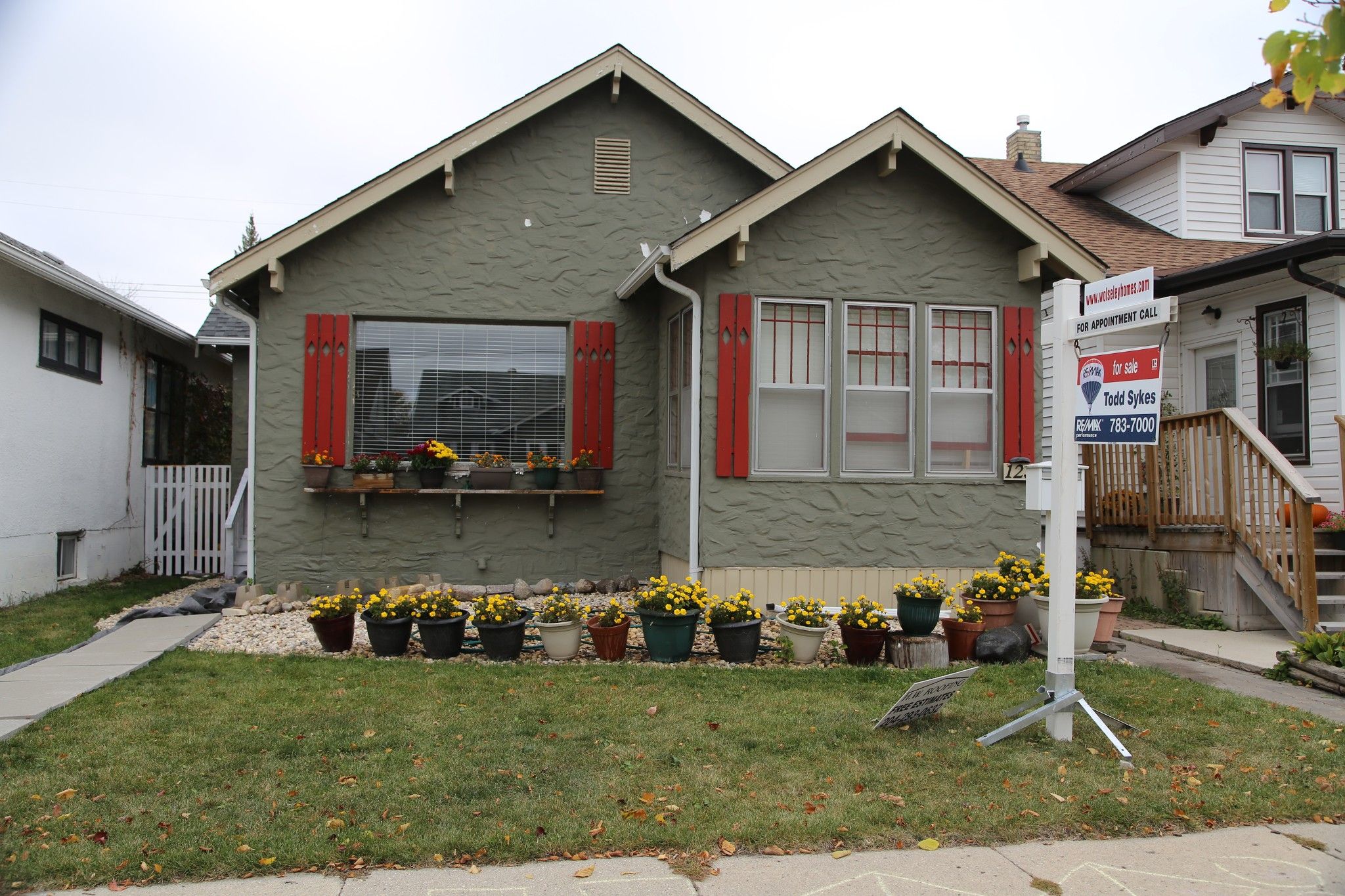 Photo 1: Photos: 125 Sherburn Street in Winnipeg: Wolseley Single Family Detached for sale (5B)  : MLS®# 202024437