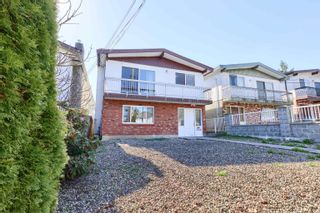 Photo 2: 1750 E 29TH Avenue in Vancouver: Victoria VE House for sale (Vancouver East)  : MLS®# R2862489